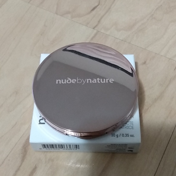 Nude By Nature Sheer Light Pressed Illuminator - Picture 3 of 8
